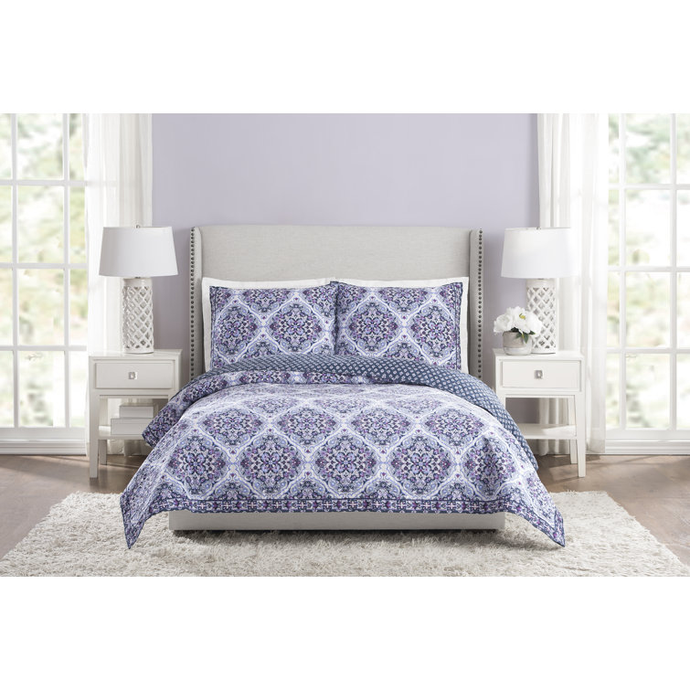 Vera Bradley Regal Rosette Reversible Traditional Quilt & Reviews Wayfair